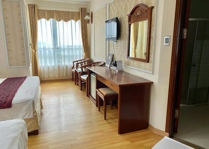 Khách sạn Eden 3*
